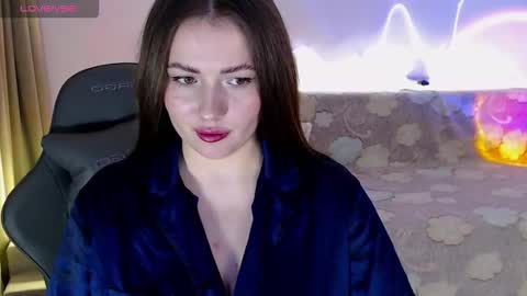 ollie_jamess online show from 11/26/25, 10:44