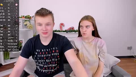 Snapshot of ollistiw chatting on 12/23/24, 08:14 Olli and Stiw online show from 12/23/24, 08:14