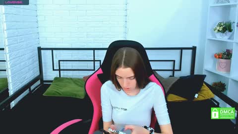 Snapshot of ollistiw chatting on 01/27/25, 06:19 Olli and Stiw online show from 01/27/25, 06:19