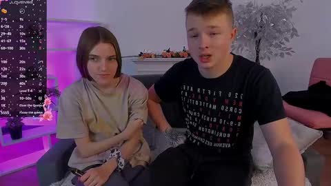 Snapshot of ollistiw chatting on 02/26/25, 09:21 Olli and Stiw online show from 02/26/25, 09:21