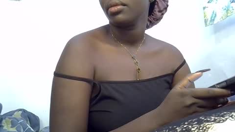 Snapshot of ollleina chatting on 02/13/26, 06:20 ollleina online show from 02/13/26, 06:20