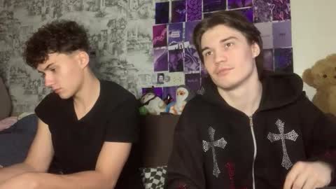 Snapshot of ololkd chatting on 11/29/25, 11:57 Tony online show from 11/29/25, 11:57