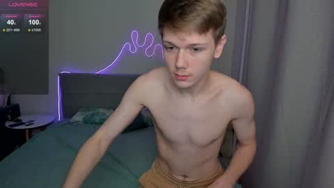 Snapshot of olvr_zoolander chatting on 01/15/25, 10:13 Oliver and Mira online show from 01/15/25, 10:13