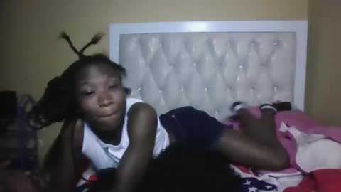 Snapshot of olwami4 chatting on 12/13/25, 10:59 olwami4 online show from 12/13/25, 10:59