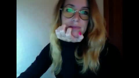 Snapshot of olyra11 chatting on 10/09/25, 05:55 olyra11 online show from 10/09/25, 05:55