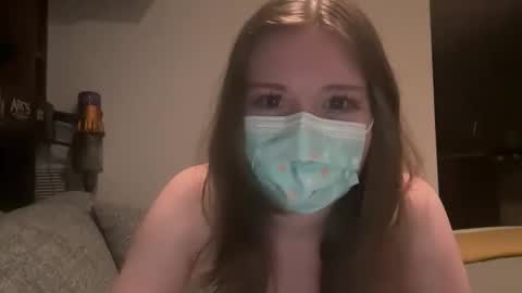 omochi_chan online show from 05/19/26, 04:30