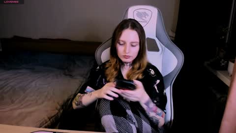 Snapshot of on_yxxx chatting on 12/19/24, 07:07 on_yxxx online show from 12/19/24, 07:07