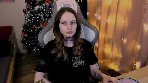 Snapshot of on_yxxx chatting on 01/29/25, 02:42 on_yxxx online show from 01/29/25, 02:42