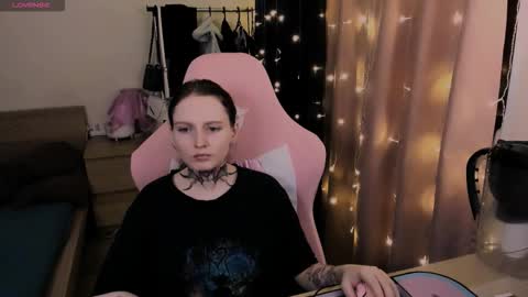 on_yxxx online show from 03/17/26, 06:55