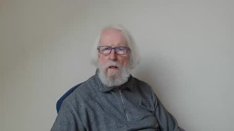 Snapshot of onanister chatting on 01/19/25, 03:21 Somewhere over the rainbow online show from 01/19/25, 03:21