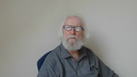 Snapshot of onanister chatting on 02/15/25, 07:38 Somewhere over the rainbow online show from 02/15/25, 07:38