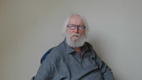 Snapshot of onanister chatting on 02/17/25, 02:15 Somewhere over the rainbow online show from 02/17/25, 02:15