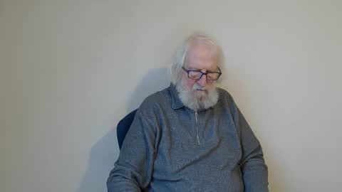 Somewhere over the rainbow online show from 02/18/25, 07:54