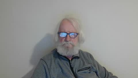 Snapshot of onanister chatting on 03/11/25, 08:53 Somewhere over the rainbow online show from 03/11/25, 08:53