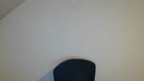 Snapshot of onanister chatting on 09/19/25, 08:31 Somewhere over the rainbow online show from 09/19/25, 08:31