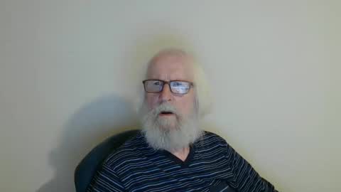 Snapshot of onanister chatting on 09/21/25, 08:54 Somewhere over the rainbow online show from 09/21/25, 08:54