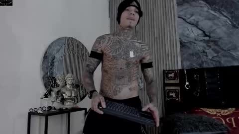 Snapshot of onceagain97_ chatting on 10/15/25, 07:58 ... online show from 10/15/25, 07:58