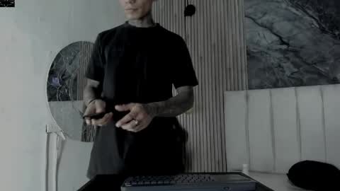     ... online show from 04/18/26, 07:29