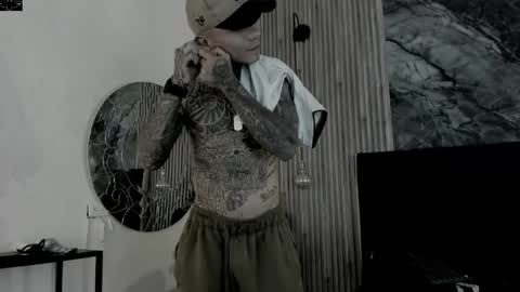     ... online show from 05/08/26, 07:41