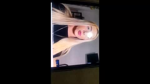 onder950105 online show from 06/06/26, 07:29