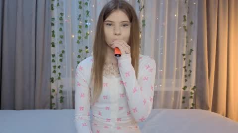 Eva online show from 03/25/26, 01:50