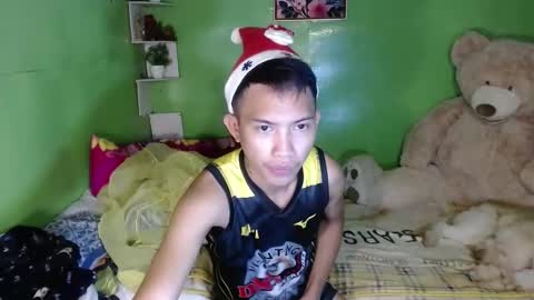 Snapshot of onebigloadxxx chatting on 12/11/24, 07:31 Wyn Will serve you and be your slave online show from 12/11/24, 07:31