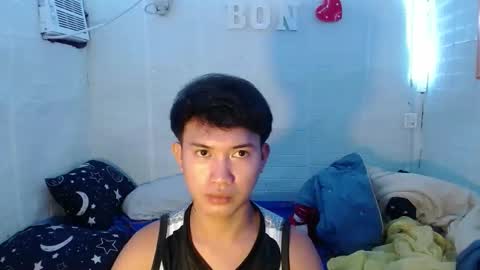 Snapshot of onebigloadxxx chatting on 10/19/25, 02:29 Wyn Will serve you and be your slave online show from 10/19/25, 02:29