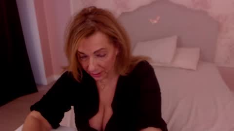 Nicole online show from 02/17/25, 05:36