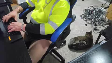 Unpredictable online show from 09/22/25, 12:18