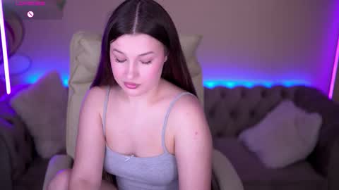 L A Y A online show from 03/19/26, 08:02