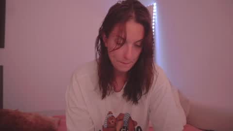 Ariel online show from 04/14/26, 10:27