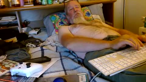 Snapshot of onemattu chatting on 09/16/25, 07:31 Mattu online show from 09/16/25, 07:31