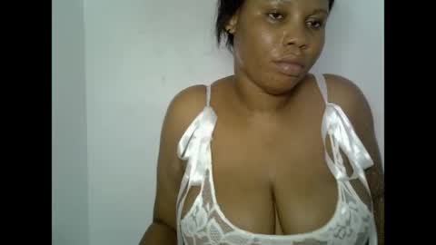 Snapshot of oneofdbestchubbygaloncb chatting on 04/26/26, 05:32 oneofdbestchubbygaloncb online show from 04/26/26, 05:32
