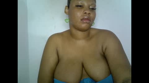 Snapshot of oneofdbestchubbygaloncb chatting on 05/07/26, 03:12 oneofdbestchubbygaloncb online show from 05/07/26, 03:12