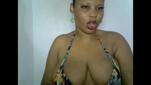 Snapshot of oneofdbestchubbygaloncb chatting on 05/07/26, 03:17 oneofdbestchubbygaloncb online show from 05/07/26, 03:17