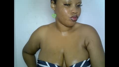 Snapshot of oneofdbestchubbygaloncb chatting on 05/09/26, 03:06 oneofdbestchubbygaloncb online show from 05/09/26, 03:06