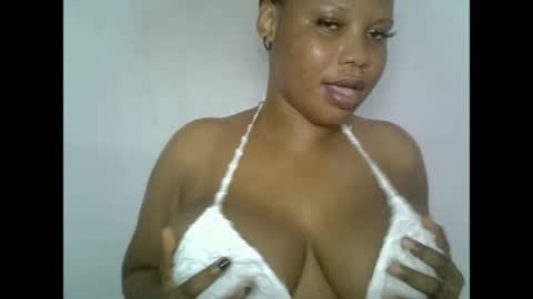 Snapshot of oneofdbestchubbygaloncb chatting on 05/14/26, 06:31 oneofdbestchubbygaloncb online show from 05/14/26, 06:31