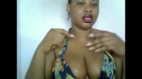 Snapshot of oneofdbestchubbygaloncb chatting on 05/27/26, 02:19 oneofdbestchubbygaloncb online show from 05/27/26, 02:19