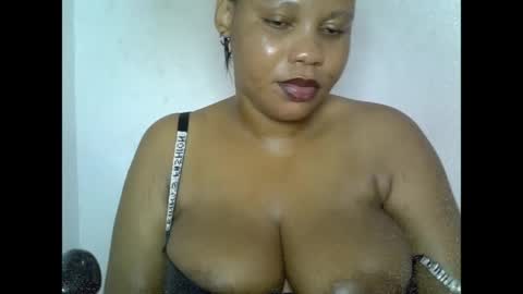 Snapshot of oneofdbestchubbygaloncb chatting on 05/29/26, 06:28 oneofdbestchubbygaloncb online show from 05/29/26, 06:28