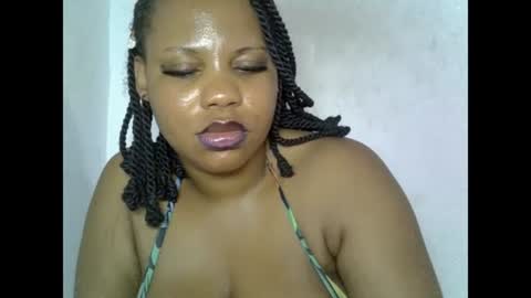 Snapshot of oneofdbestchubbygaloncb chatting on 06/23/26, 05:00 oneofdbestchubbygaloncb online show from 06/23/26, 05:00