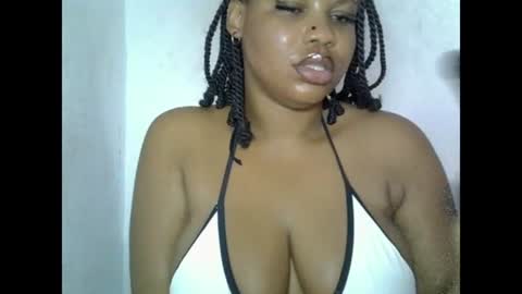 Snapshot of oneofdbestchubbygaloncb chatting on 06/27/26, 04:01 oneofdbestchubbygaloncb online show from 06/27/26, 04:01