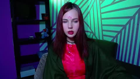 onessandra online show from 10/17/25, 06:49