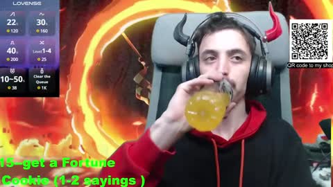 Snapshot of oni_hoshi chatting on 12/12/24, 07:15 Oni hoshi online show from 12/12/24, 07:15