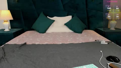 Erick  online show from 11/22/25, 05:12