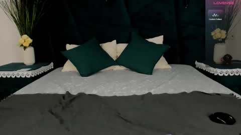 Erick  online show from 12/18/25, 08:53