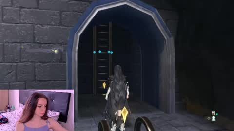 only_sarah1 online show from 01/12/25, 10:33