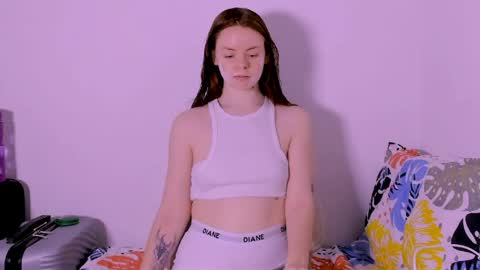 only_sarah1 online show from 04/10/26, 10:25