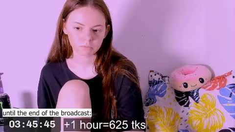 only_sarah1 online show from 05/06/26, 09:42