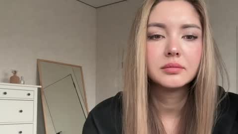 Snapshot of only_this chatting on 04/16/26, 08:15 only_this online show from 04/16/26, 08:15