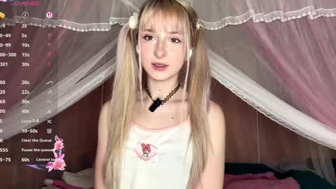 Eva online show from 04/05/26, 08:11